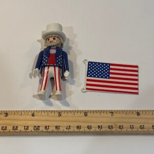 Playmobil Uncle Sam Patriotic Toy Figure with Flag (lot 50)